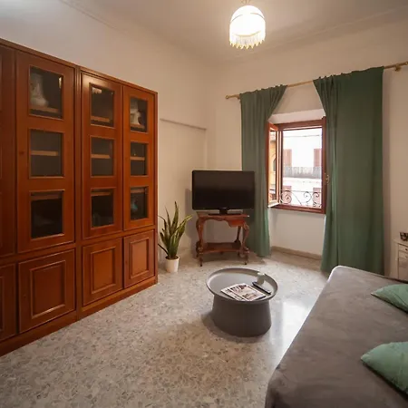 House - Termini Esquilino Apartman *